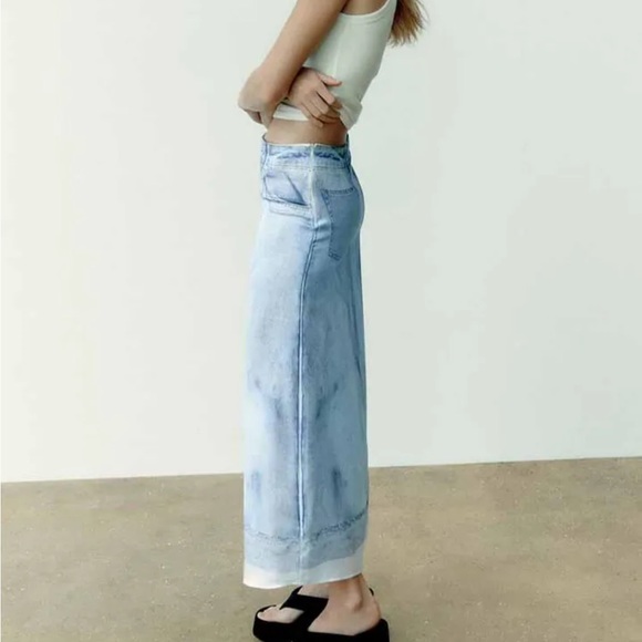 SATIN DENIM PRINT SKIRT |Size XS - Picture 6 of 6